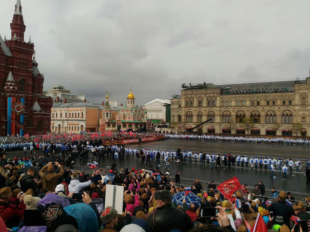 30 лучших студентов присутствовали на гостевых трибунах Красной Площади во время акции «БЕССМЕРТНЫЙ ПОЛК – МОСКВА»