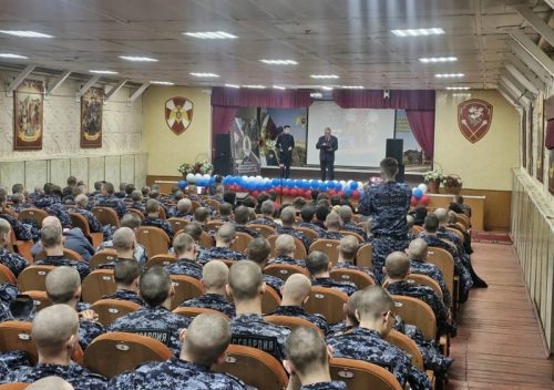 Превью Студенты МПТ на экскурсии в войсковой части Росгвардии 27-03-2026